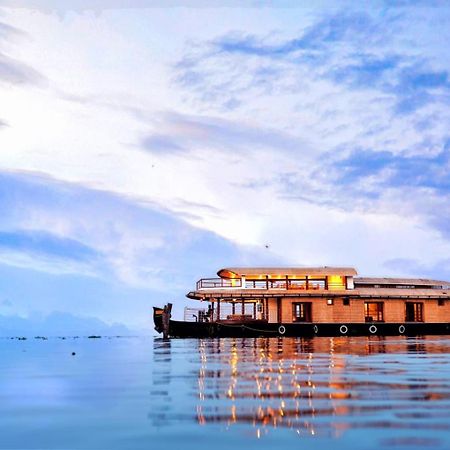 Indraprasthamlakecruise Alappuzha Экстерьер фото