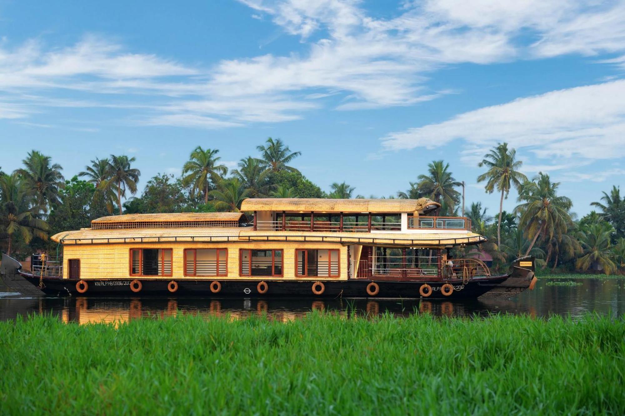Indraprasthamlakecruise Alappuzha Экстерьер фото