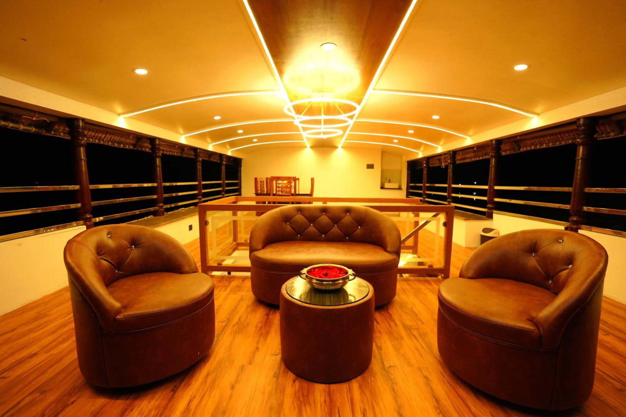 Indraprasthamlakecruise Alappuzha Экстерьер фото